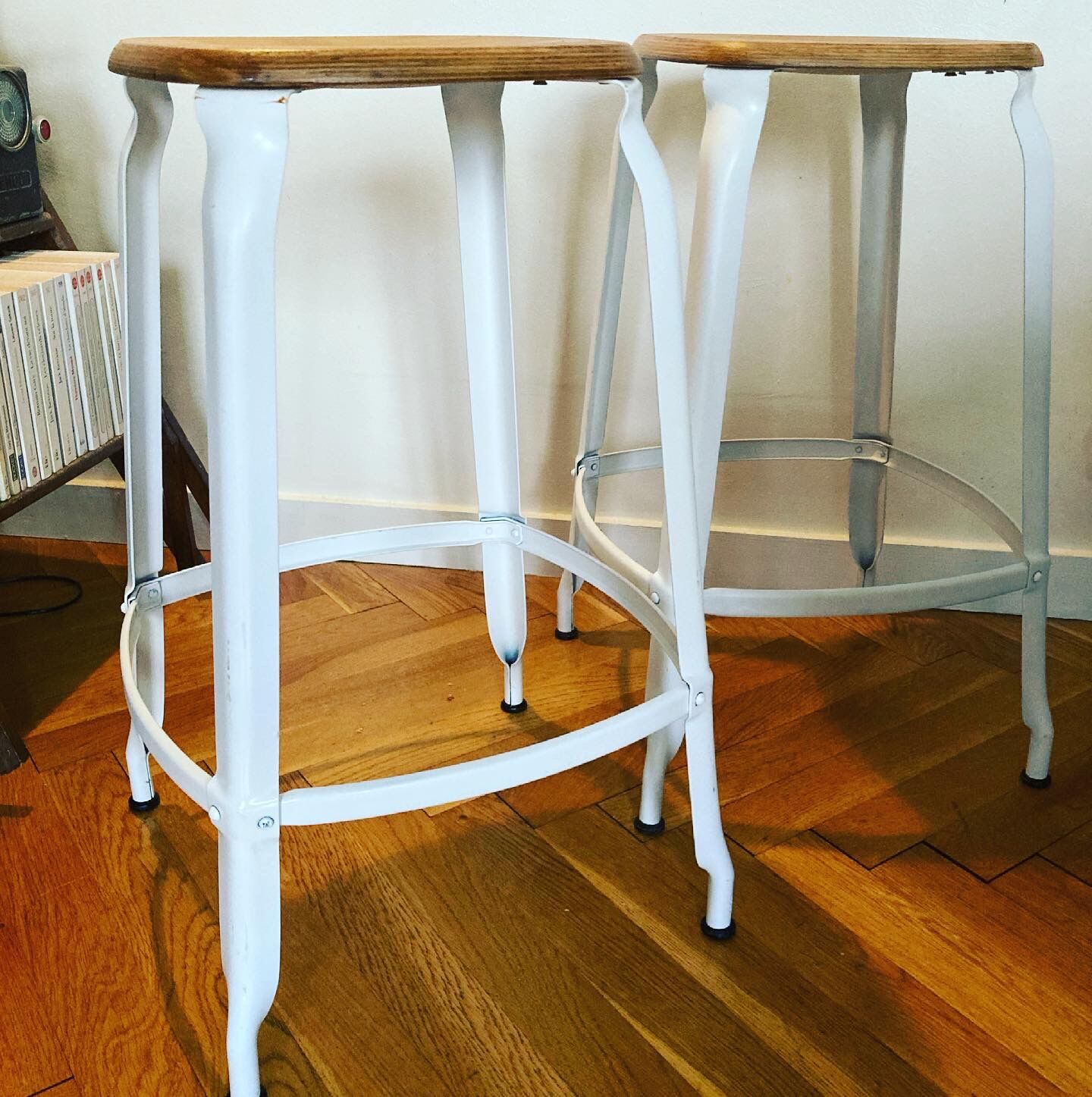 Nicolle Stool