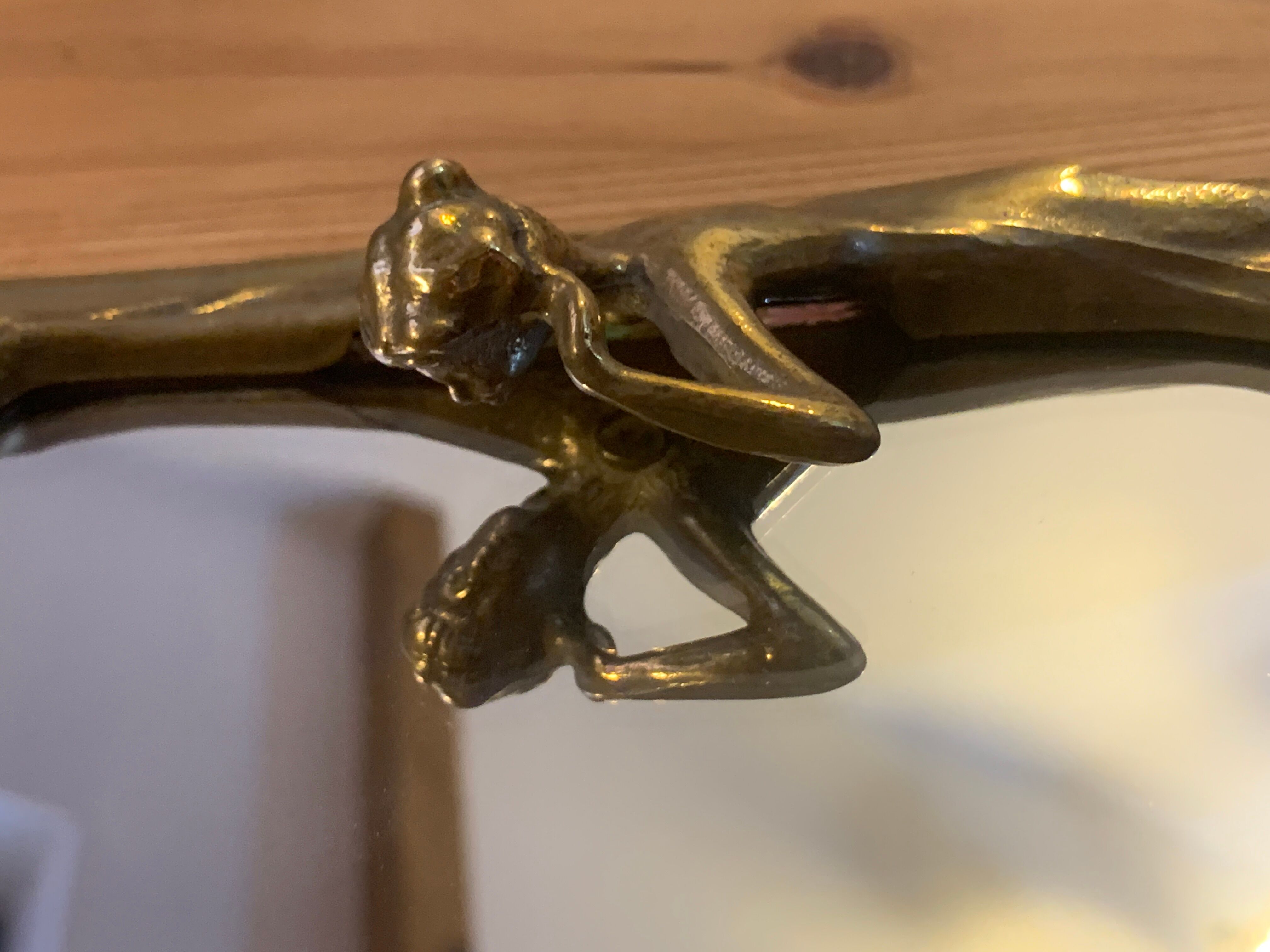 Mirror to install brass frame