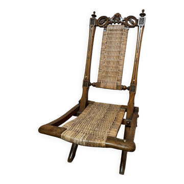 Chaise victorienne pliable XIX° siècle cannage gothique Art & Craft