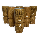 Six vases the Moai