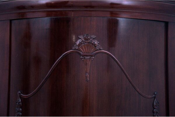 Commode d’angle de 1928, Europe du Nord.