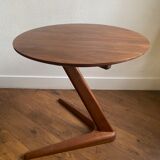 Unstructured side table