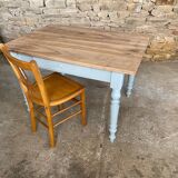 Table wood feet turned