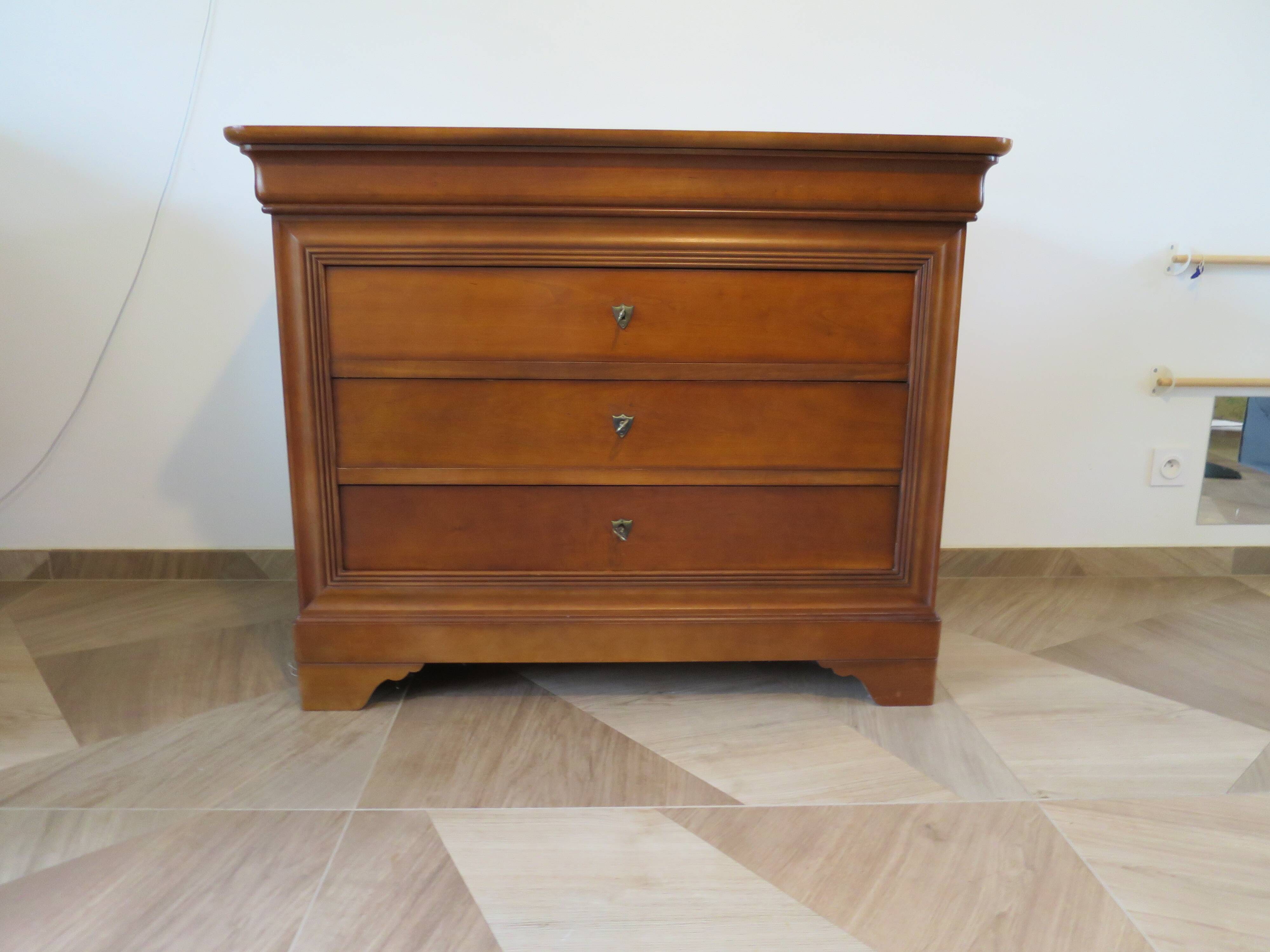 Louis Philippe style cherry wood chest of drawers