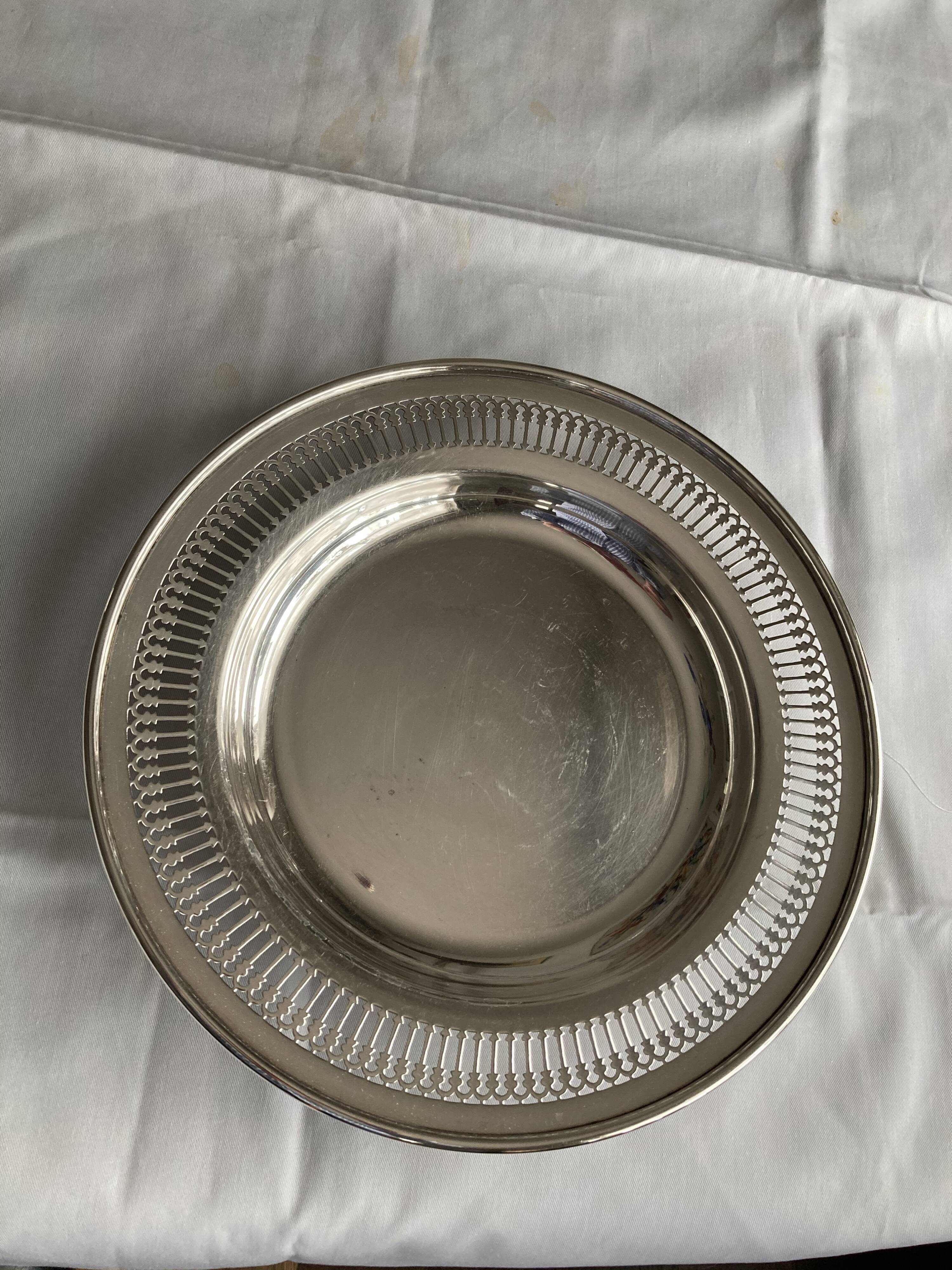 Silver metal dish