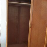 Parisian wardrobe with sliding doors