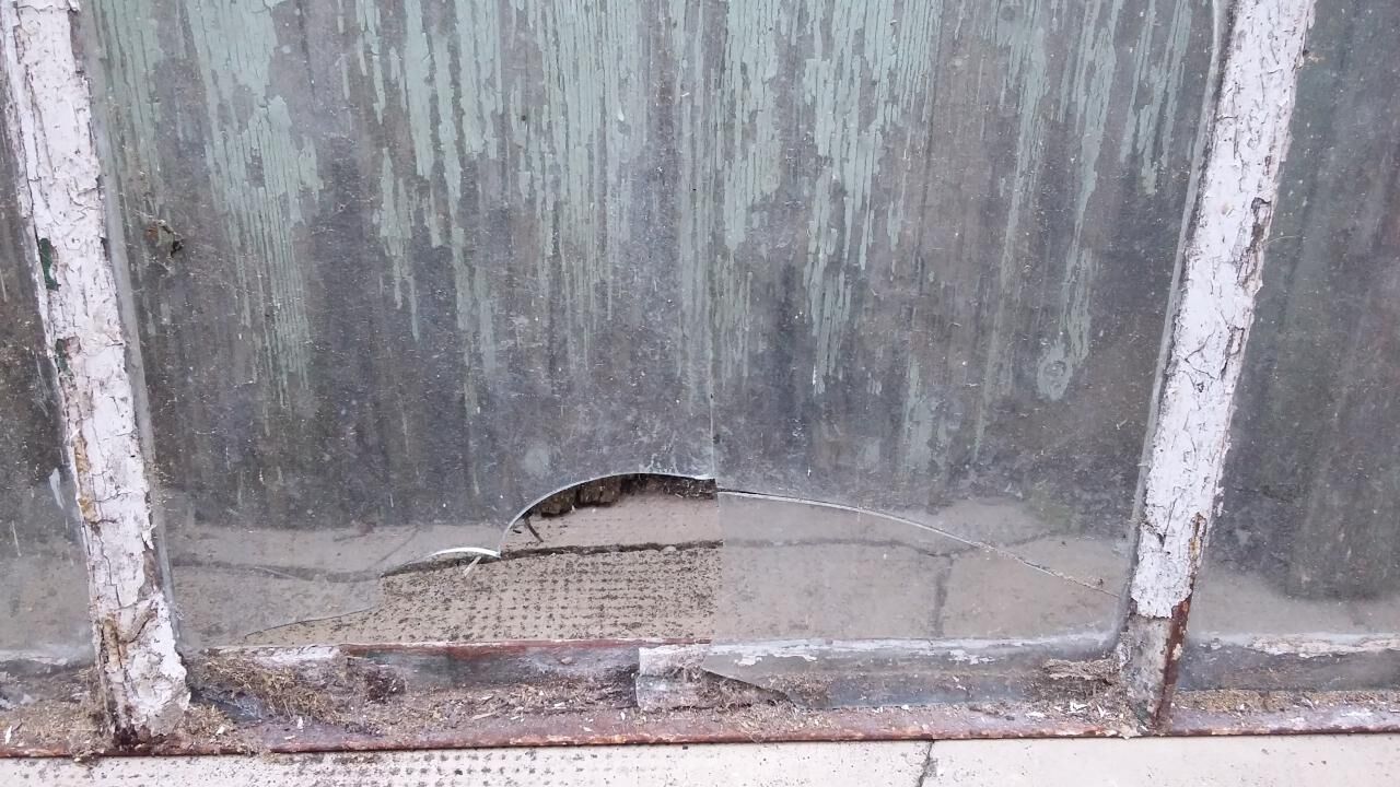 Workshop glass 207 x 141