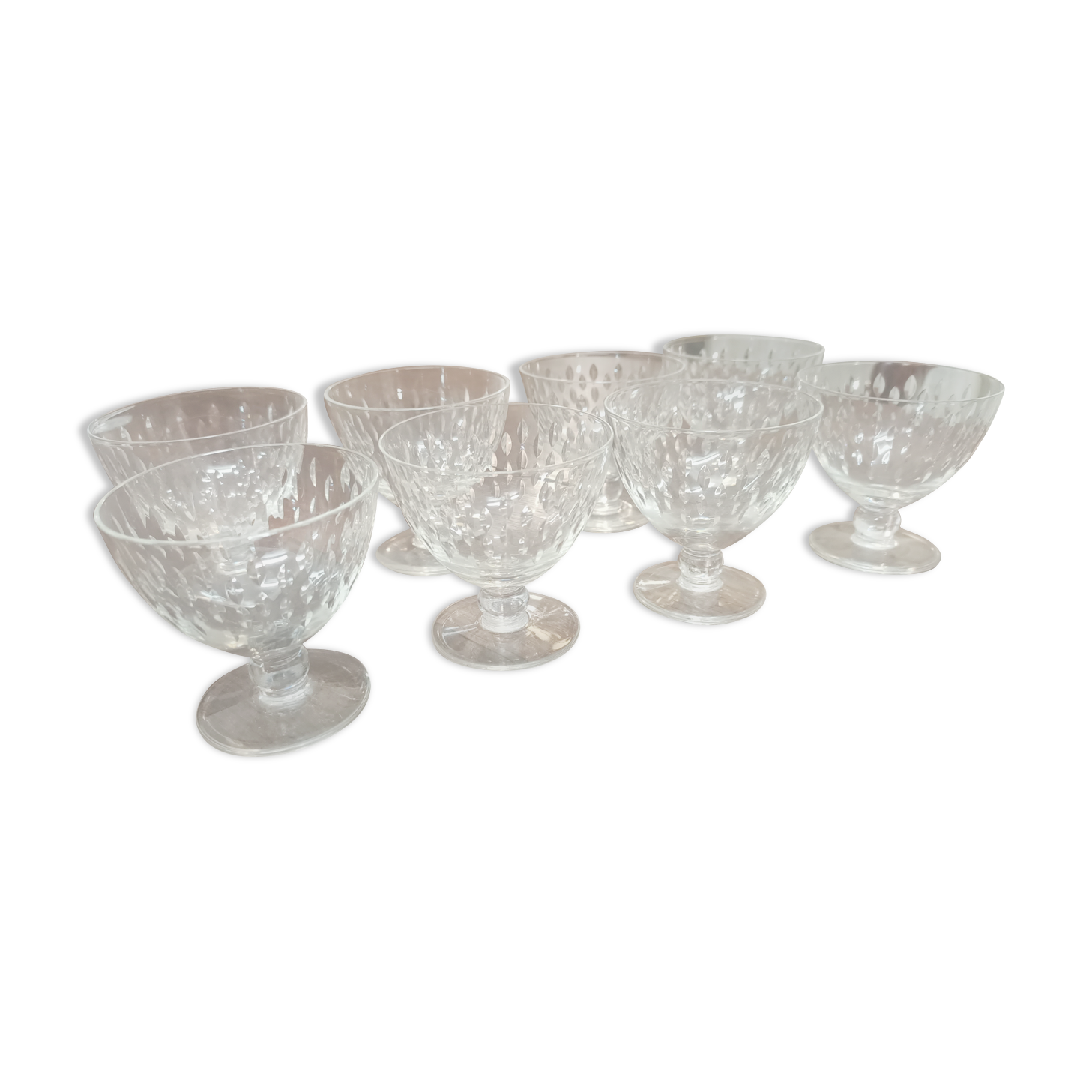 8 glasses Baccarat drops of water