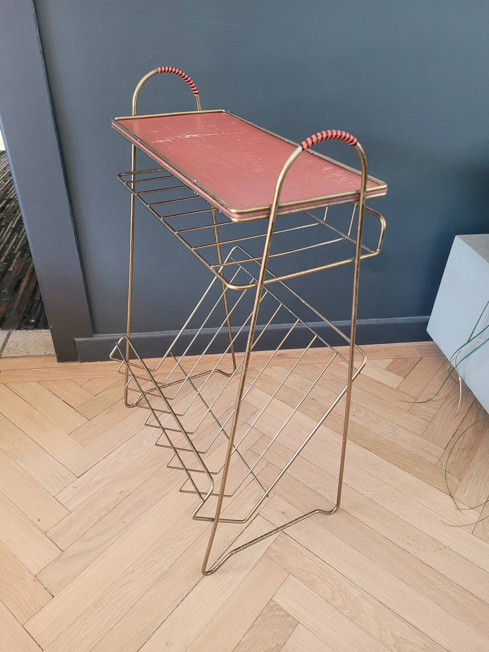 Vintage brass wire side table-magazine rack