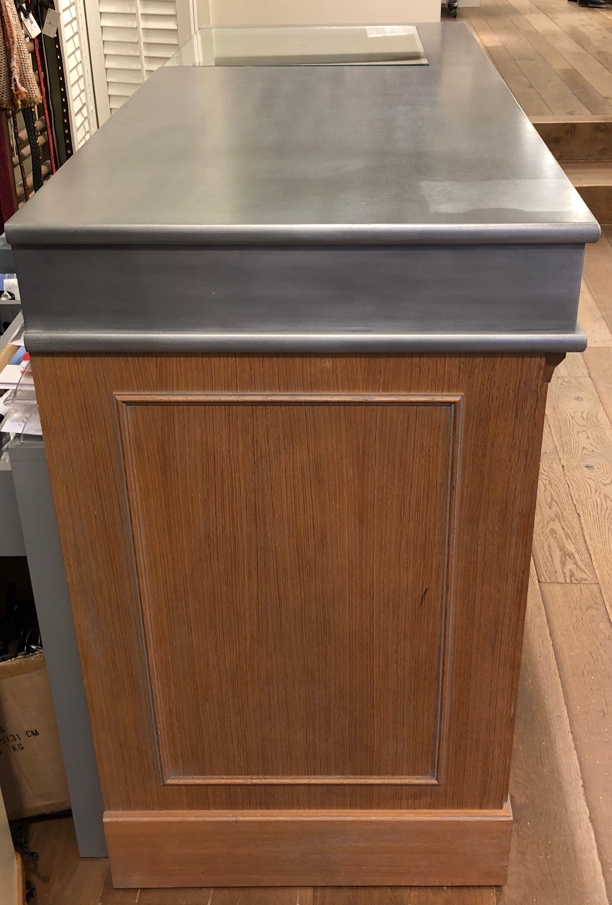 Shop checkout furniture