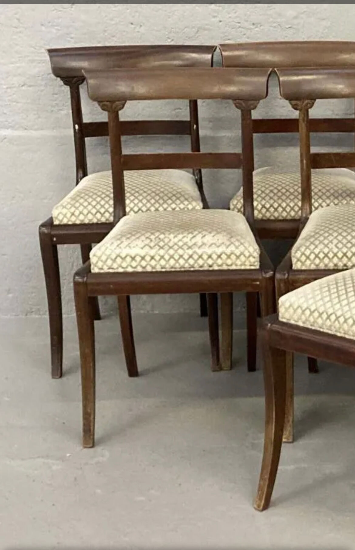 Suite of 8 Directoire style chairs - English