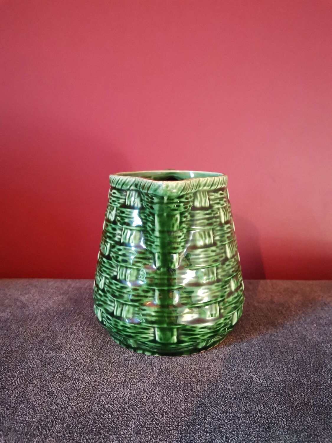 Green digoin slurry pitcher