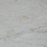 Buffet/comptoir/table d'appoint ancien unique, de couleur verte, datant de la fin du XIXe/début du XXe siècle, avec un plateau en marbre.