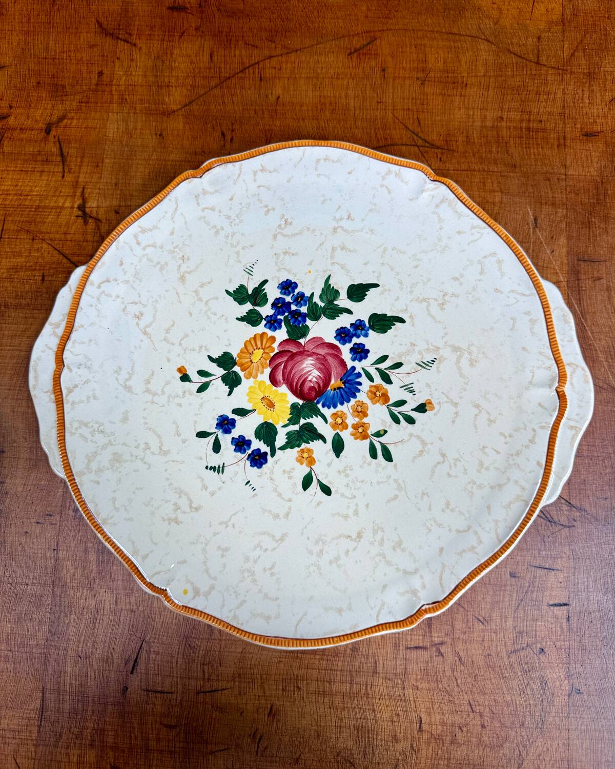 Longchamp pie dish, Mistral decor