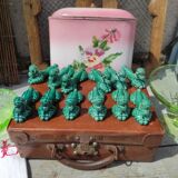 Set of 12 slurry knife holder