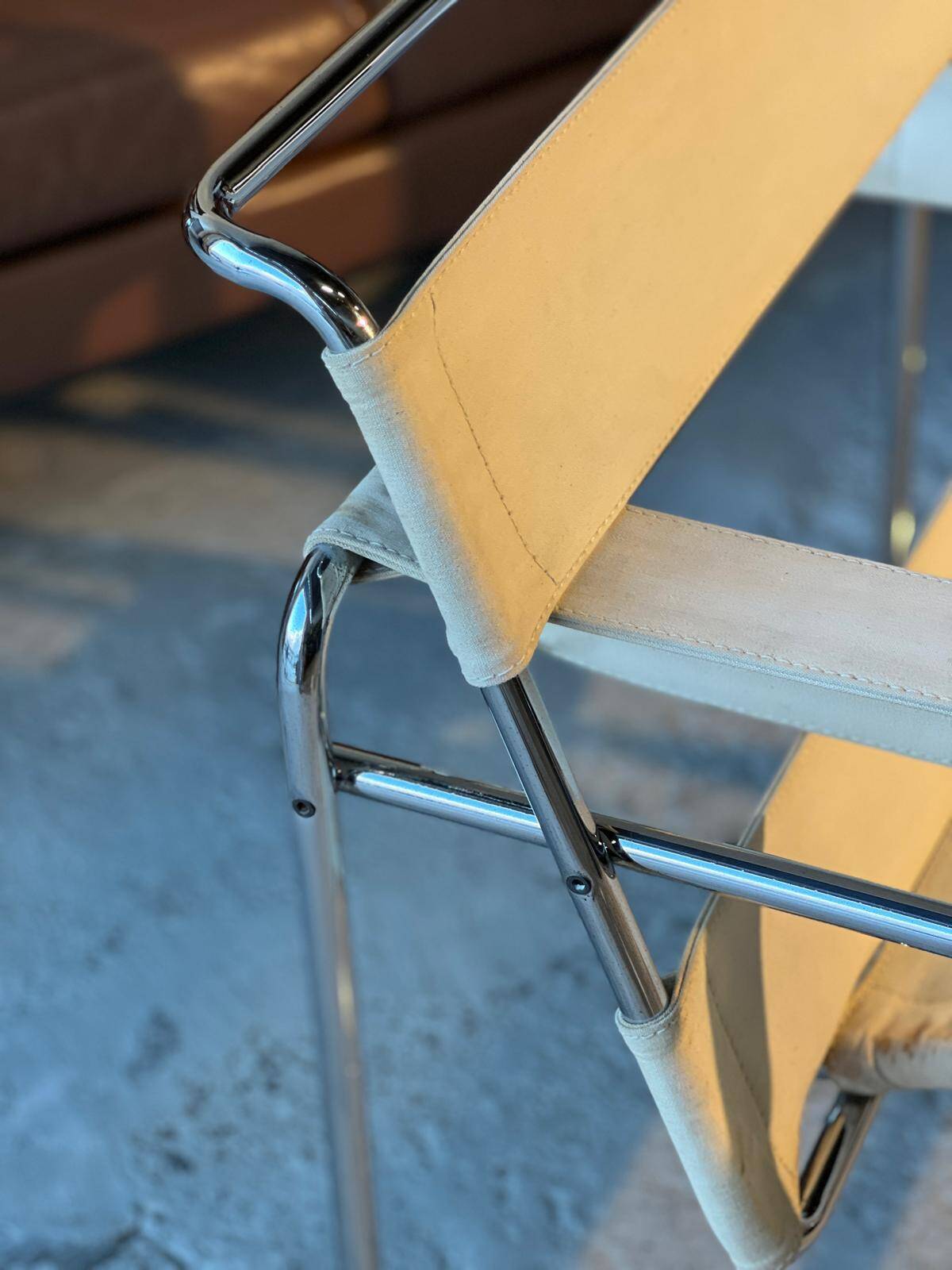 Wassily armchair in Gavina edition canvas