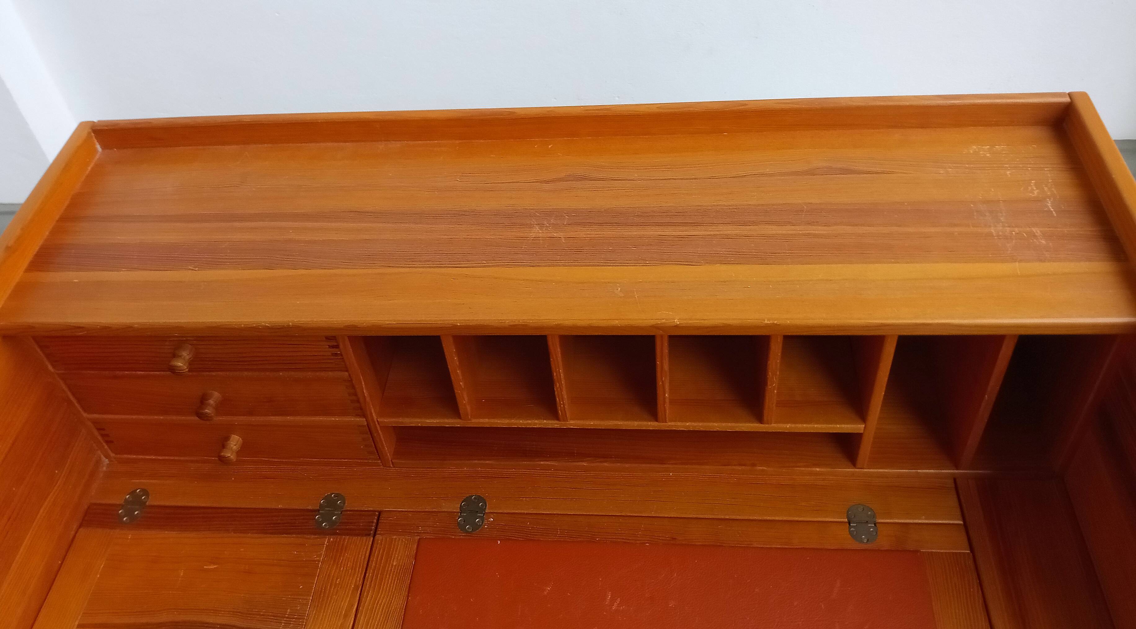 Desk in oregon pine by andreas hansen for hadsten träindustri