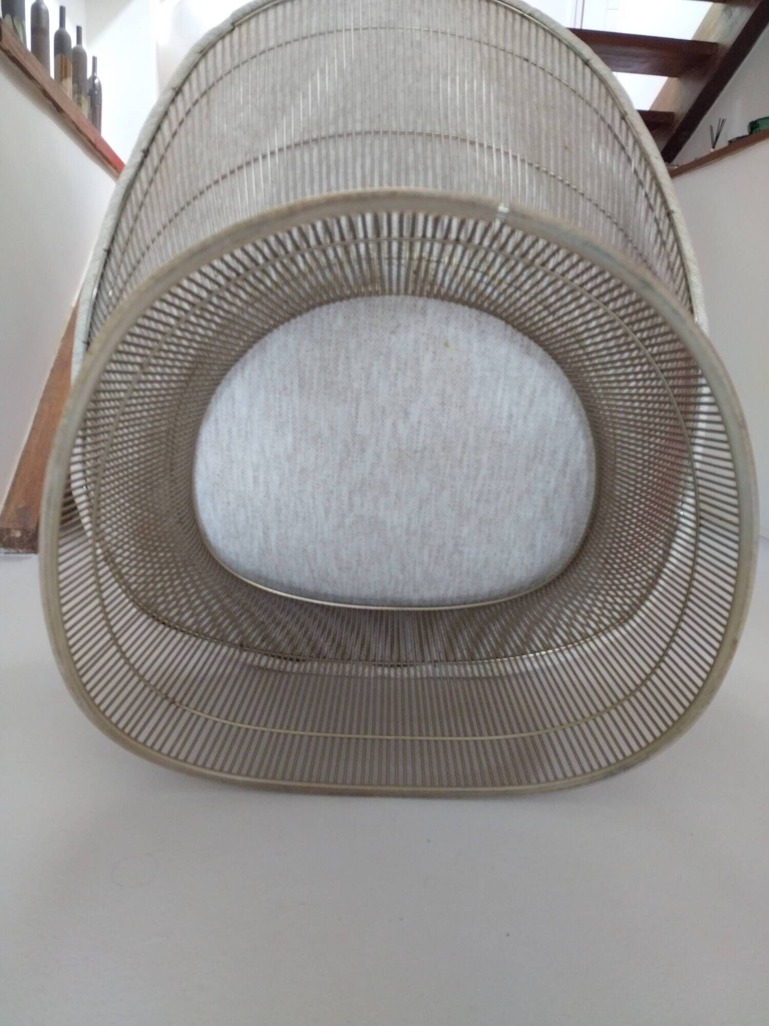 Warren Platner armchair published by Knoll