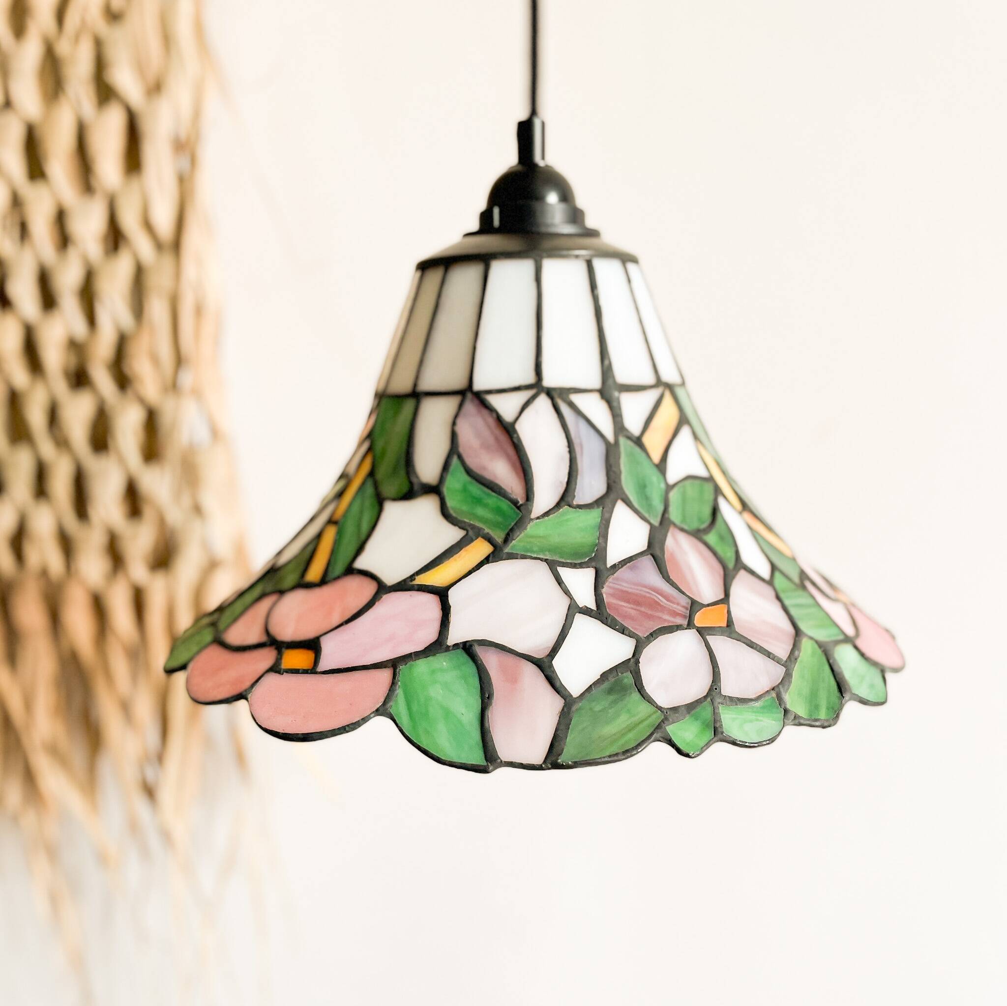 Vintage glass paste pendant light