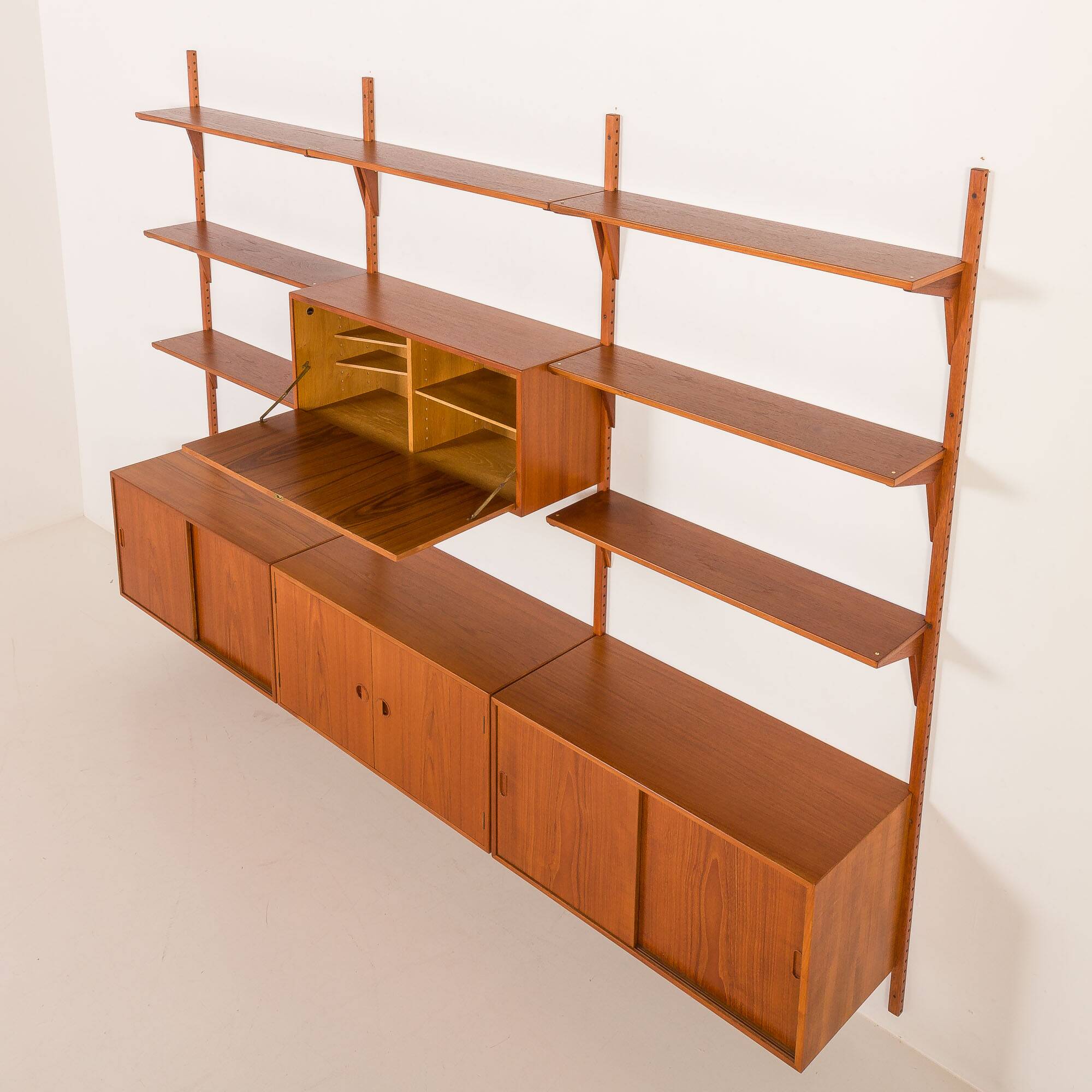 Hansen and Guldborg 3 bay teak wall unit, Denmark 1960s