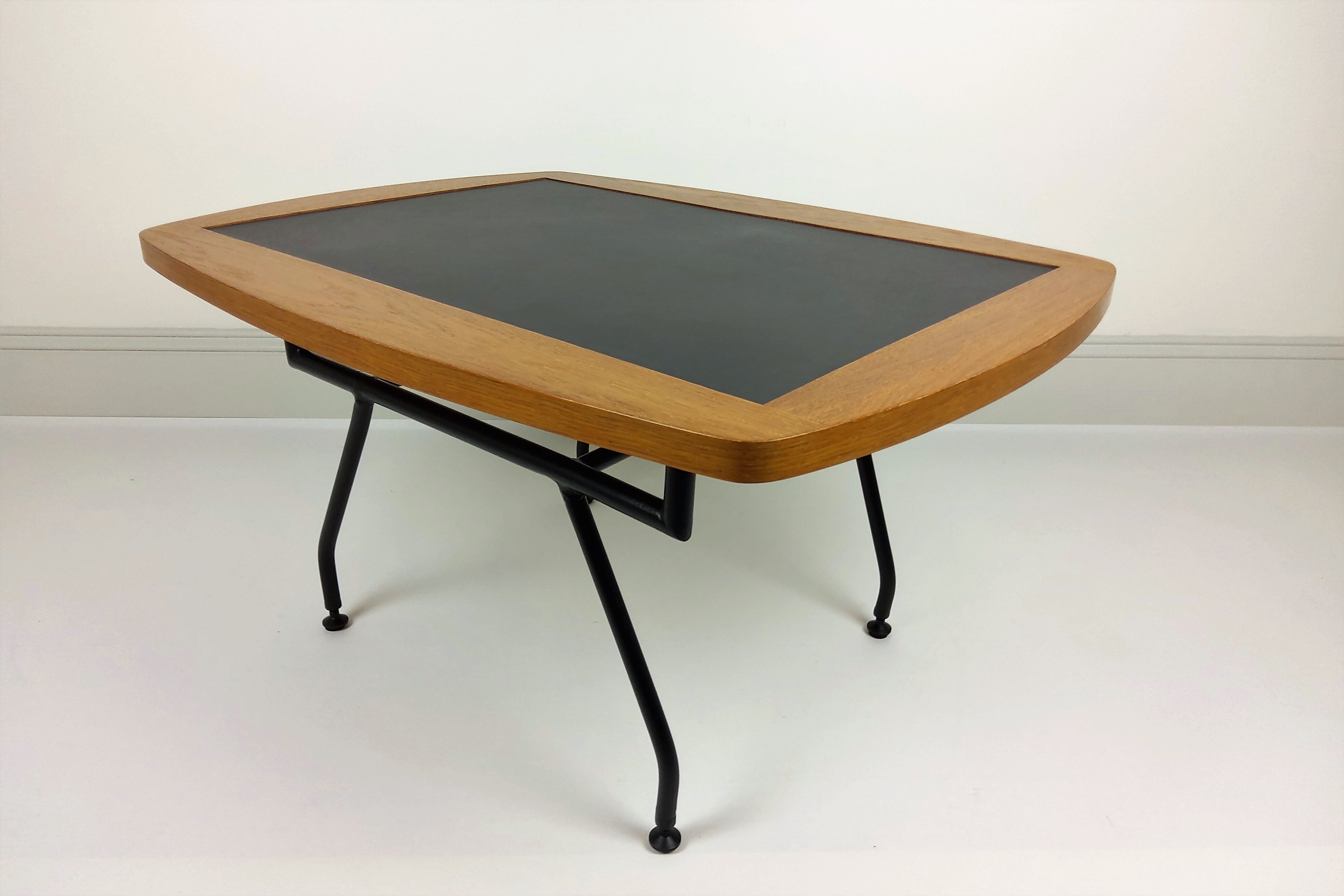 Vintage coffee table 1950