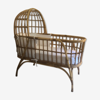 Rattan cradle