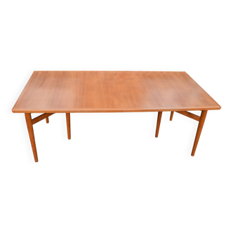 table arne vodder pour sibast modèle 201
