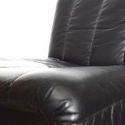 Fauteuil skaï vintage 1970