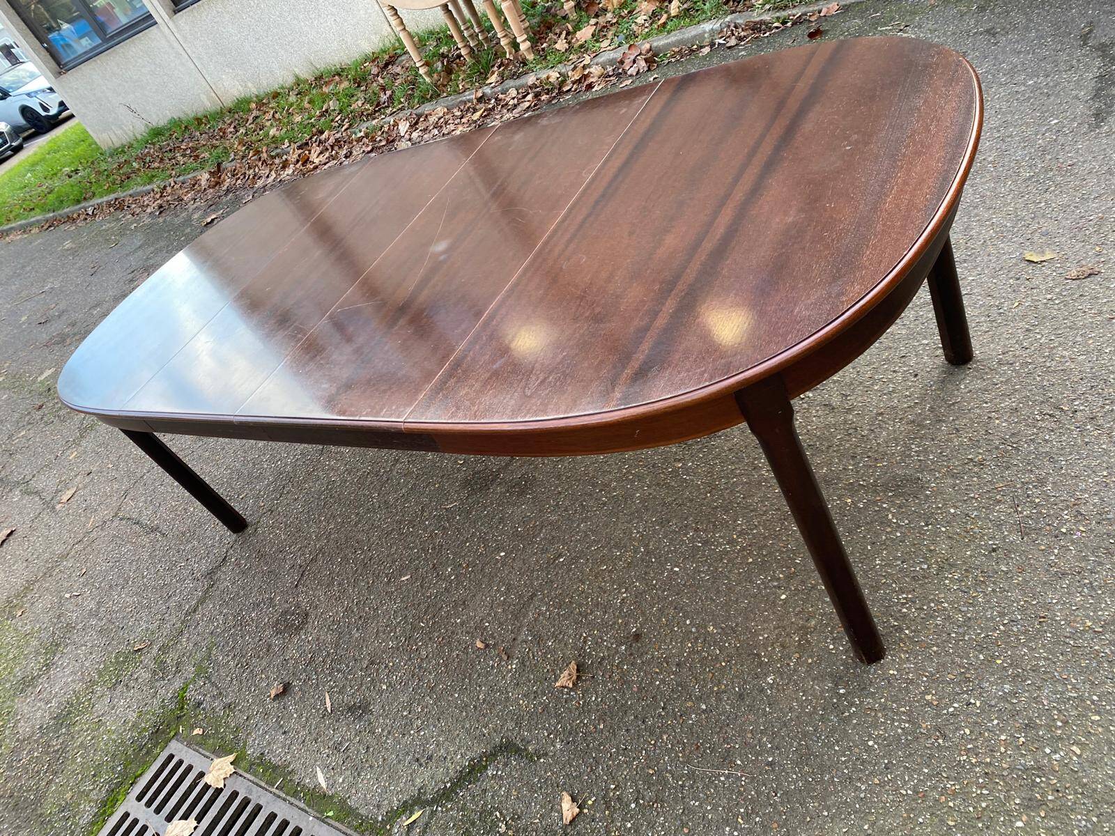 Extendable oval Scandinavian dining table in teak and mahogany, 1950s, 245cm