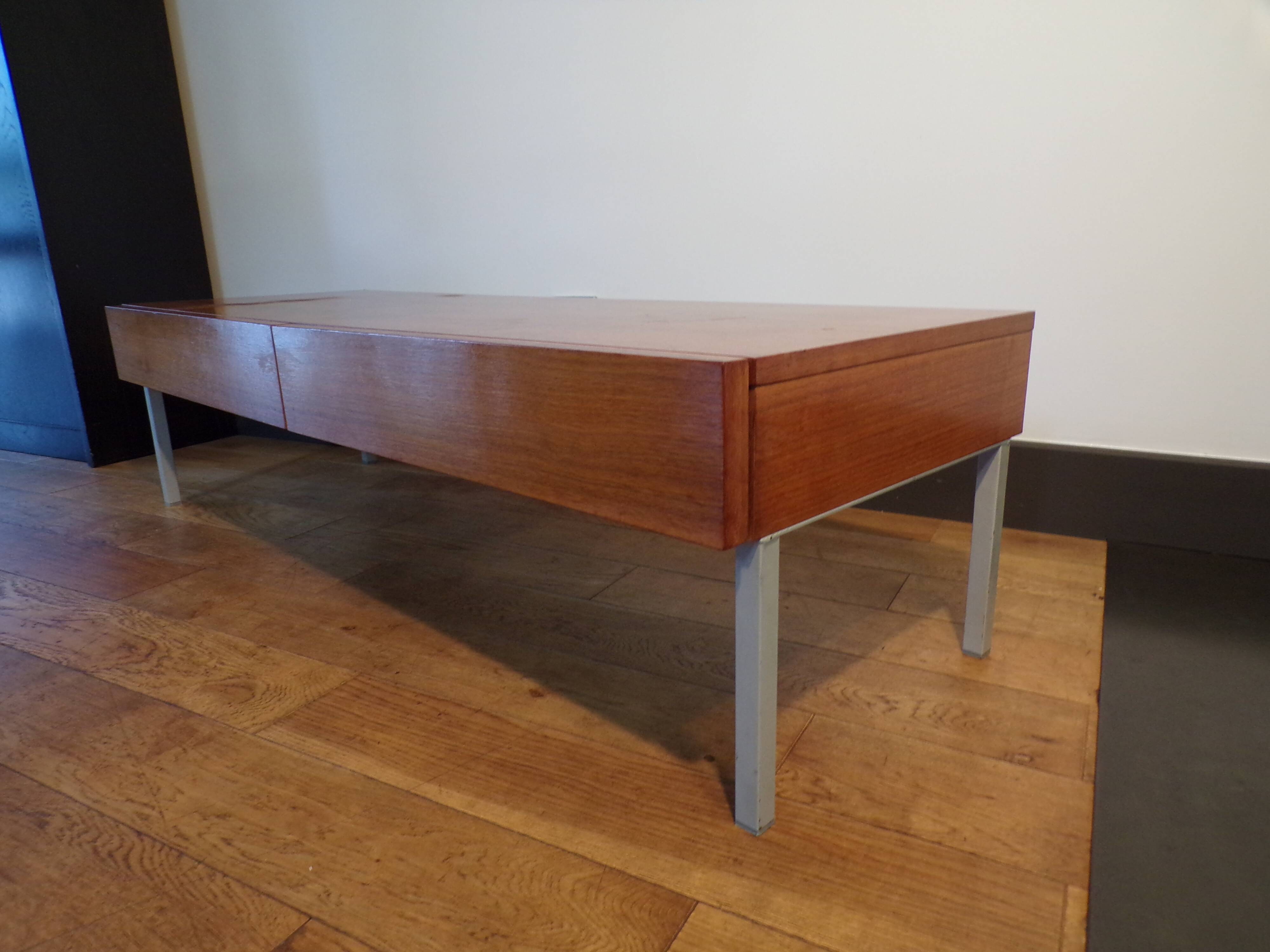 Low interlübke sideboard