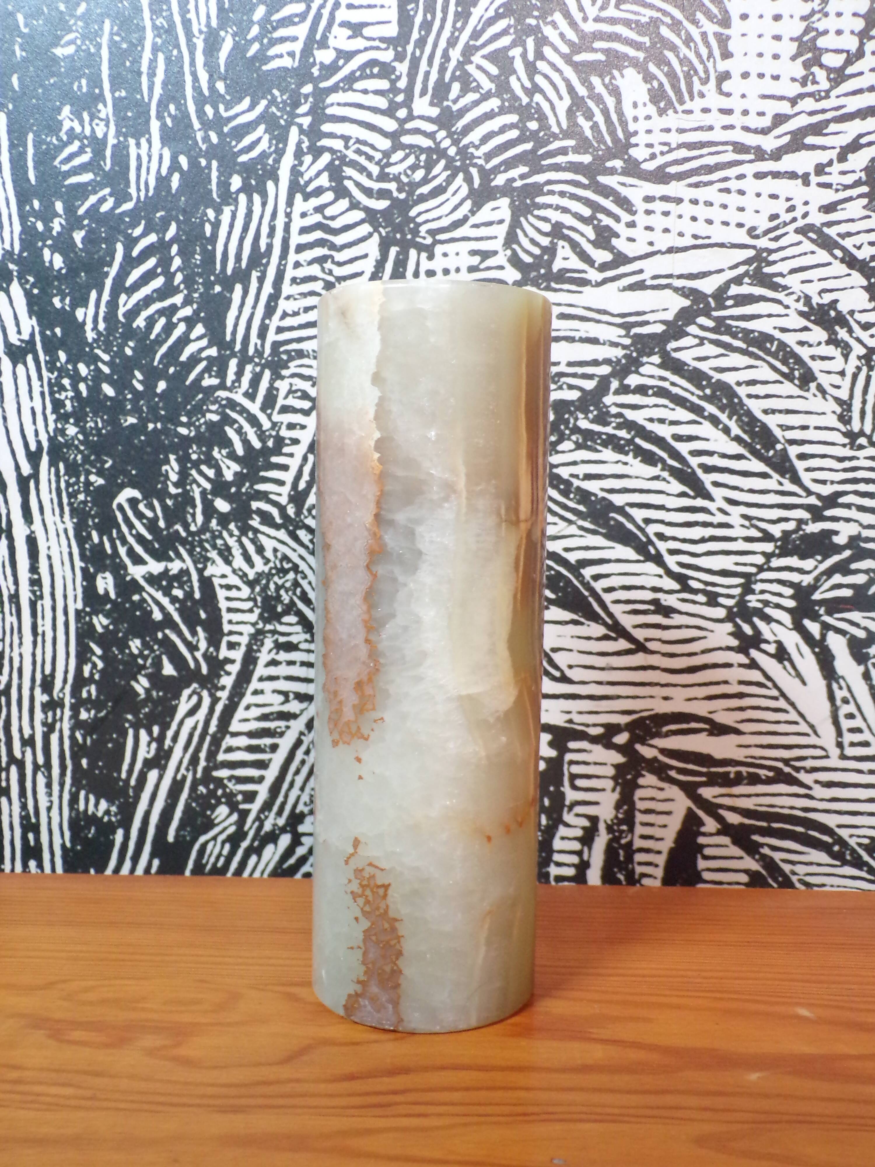 Vase rouleau en onyx h=20cm