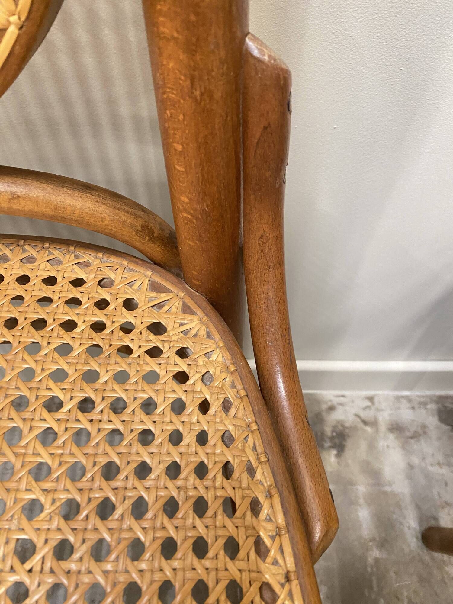 bistro chair (high back)