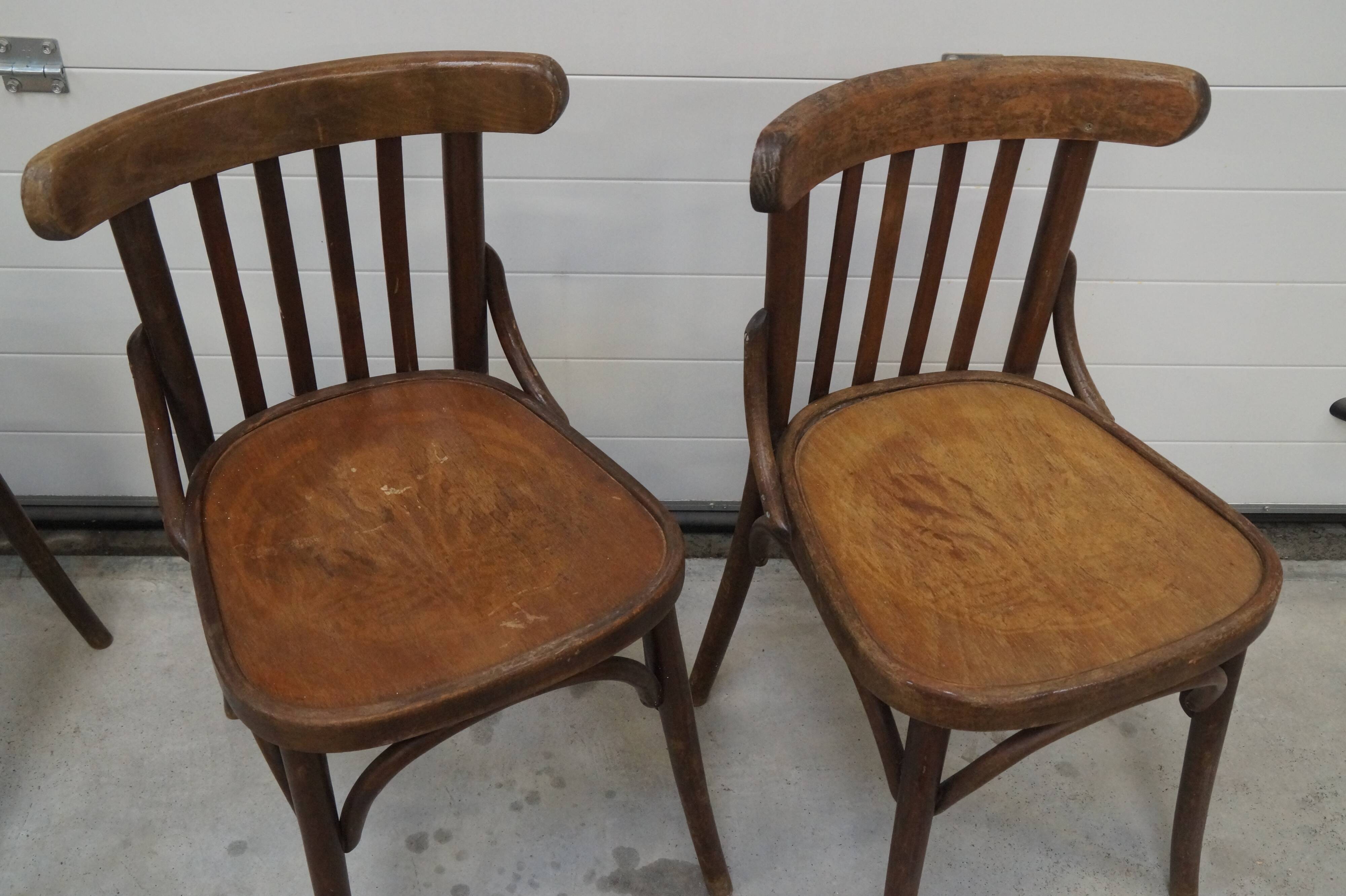 Lot 4 chaises de bistrot