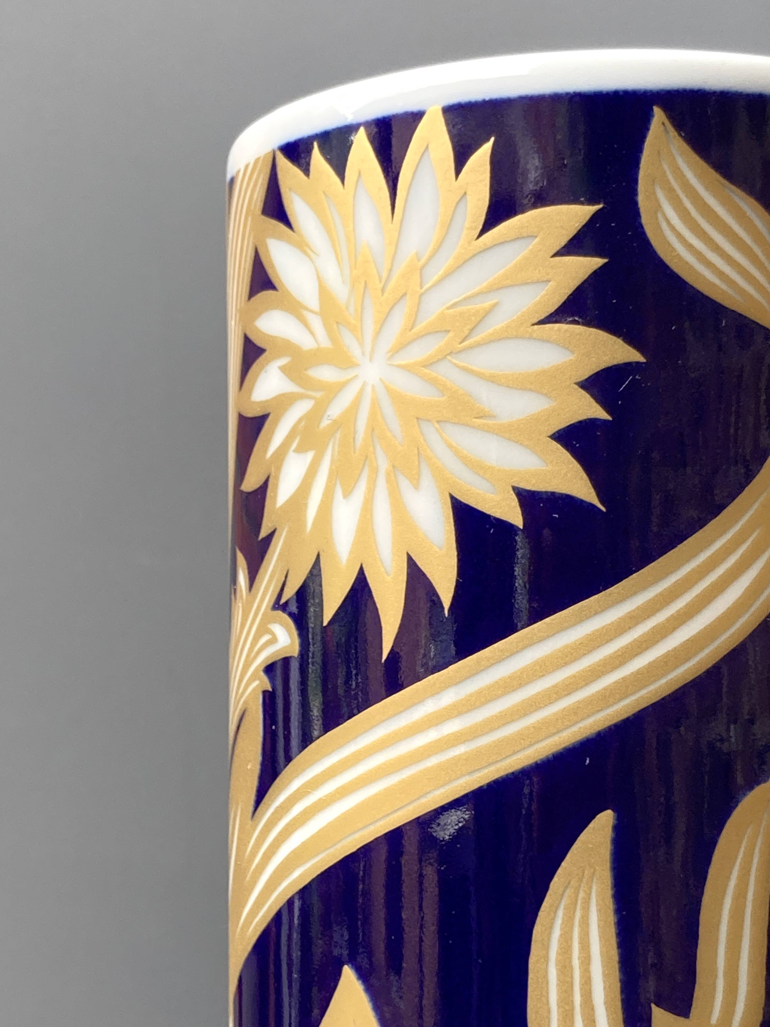 2 Royal Bavarian porcelain vases - KPM - Echt Cobalt