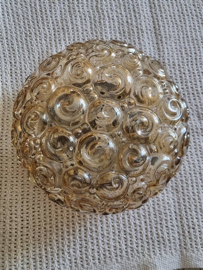 Helena Tynell snail ceiling light