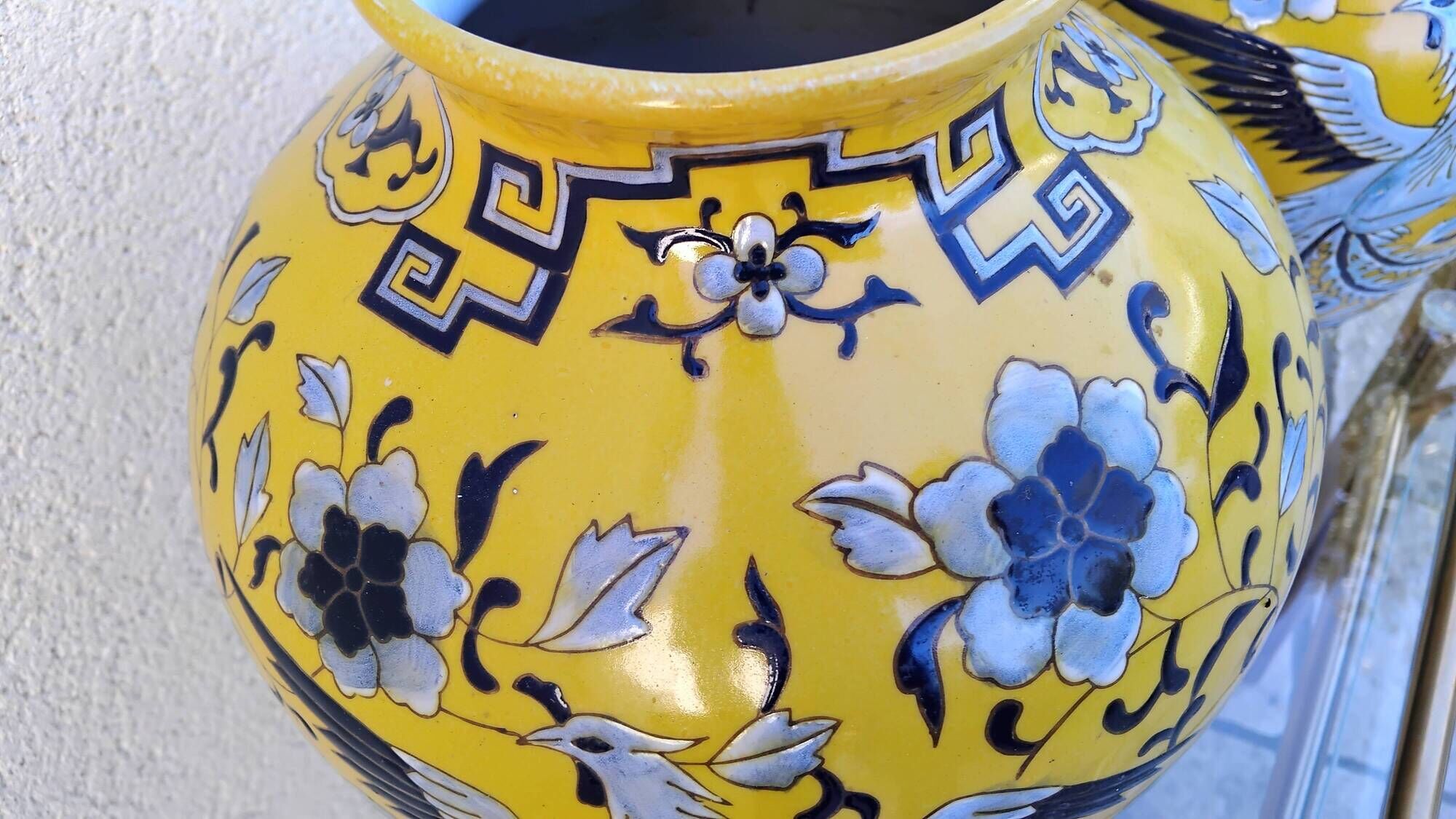 Pair of Chinese faience vases with Asian dragon decor in a Japonese style.