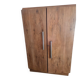 Armoire en bois vintage