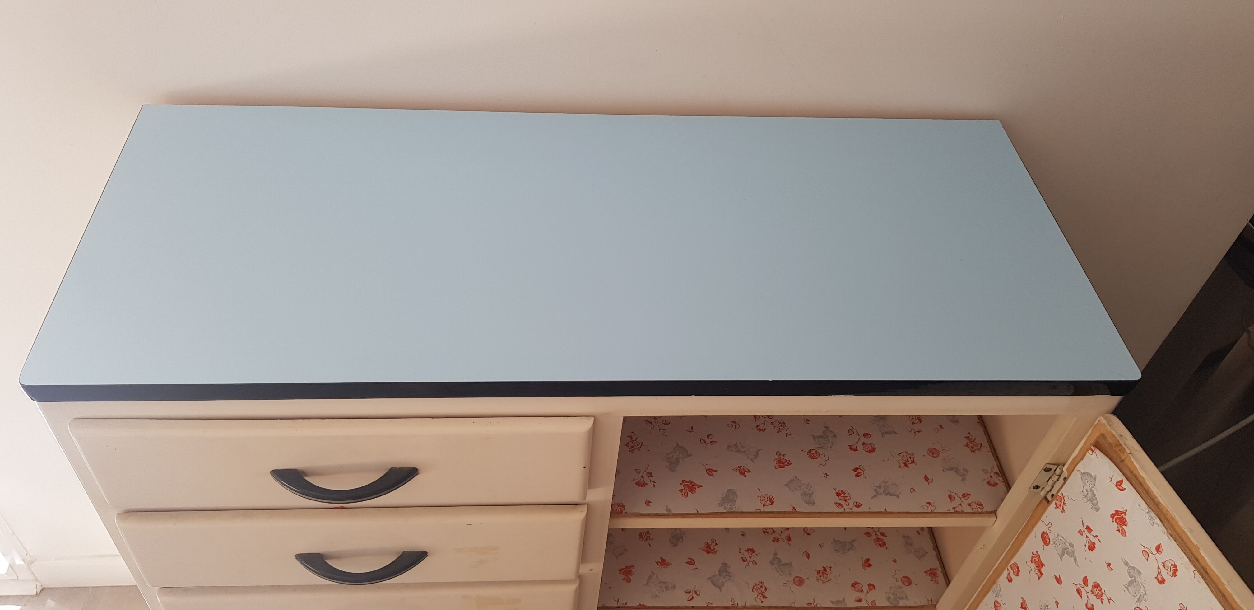 Buffet kitchen formica