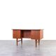 Bureau exécutif en teck danois des années 1960.
