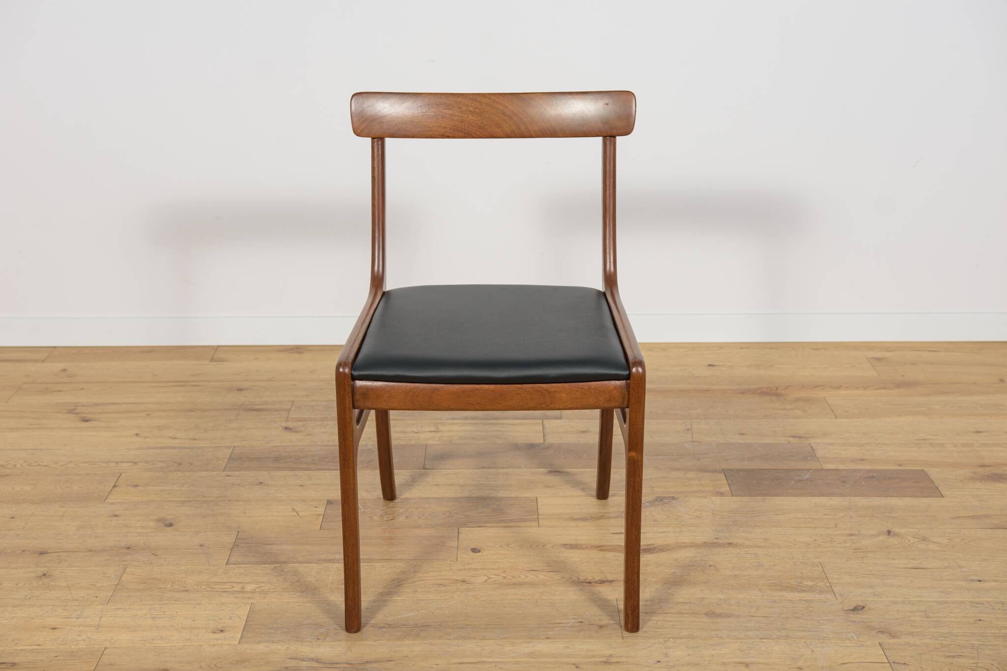 Danish Dining Chairs by Ole Wanscher for Poul Jeppesens Furniture Factory.