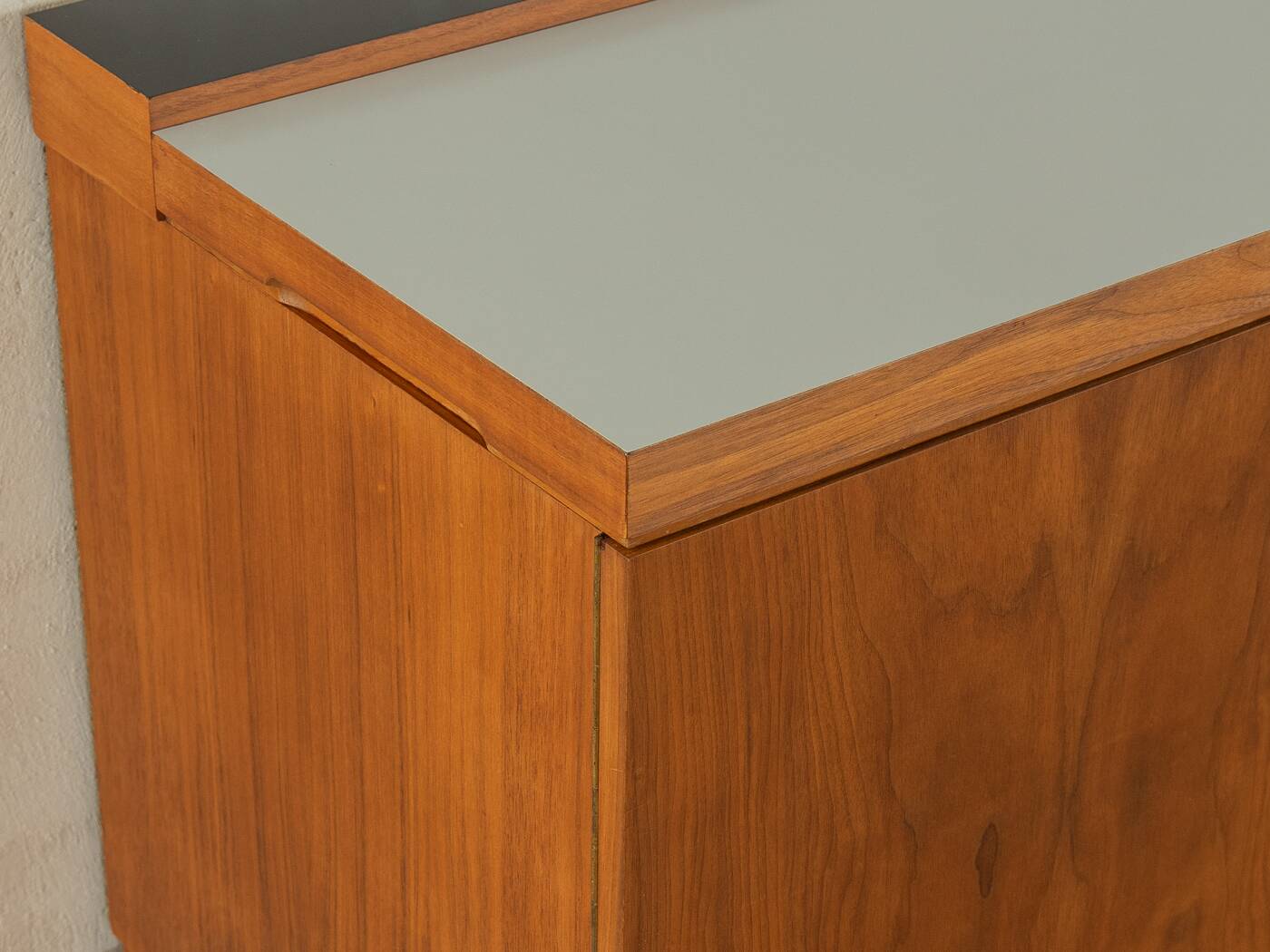 Exclusive home bar from the 1960s