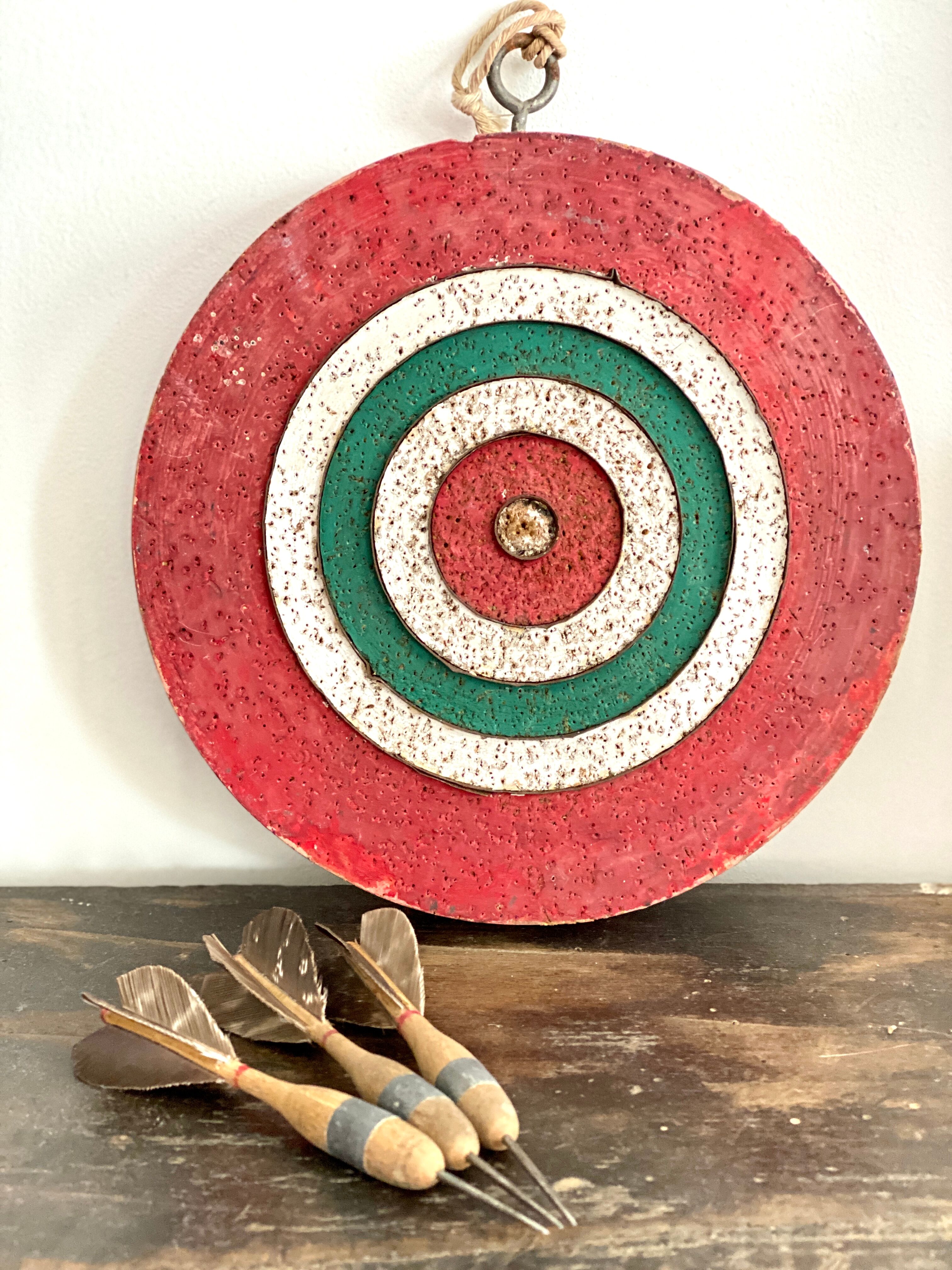 Old vintage darts game