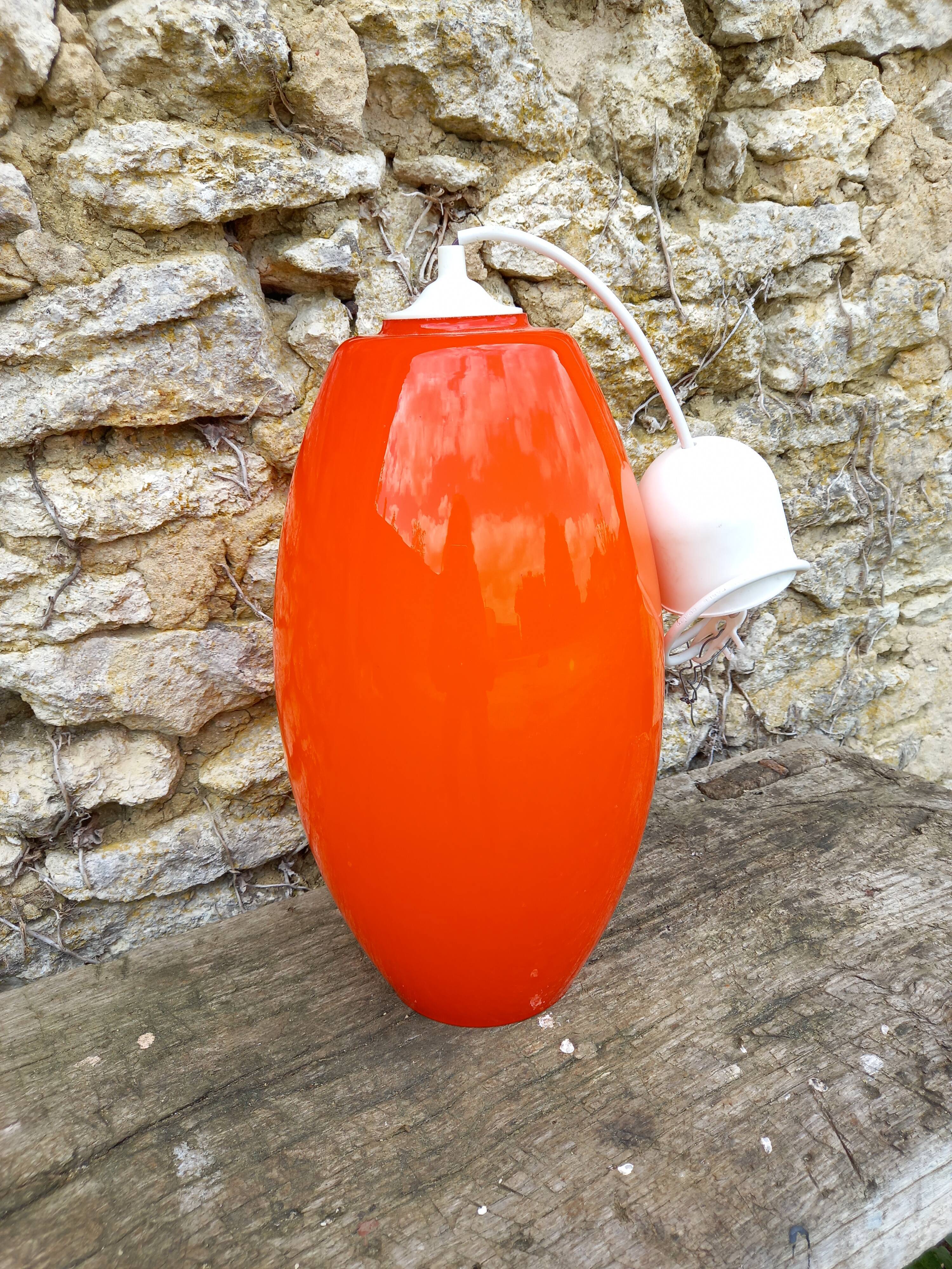 Opaline suspension 70s