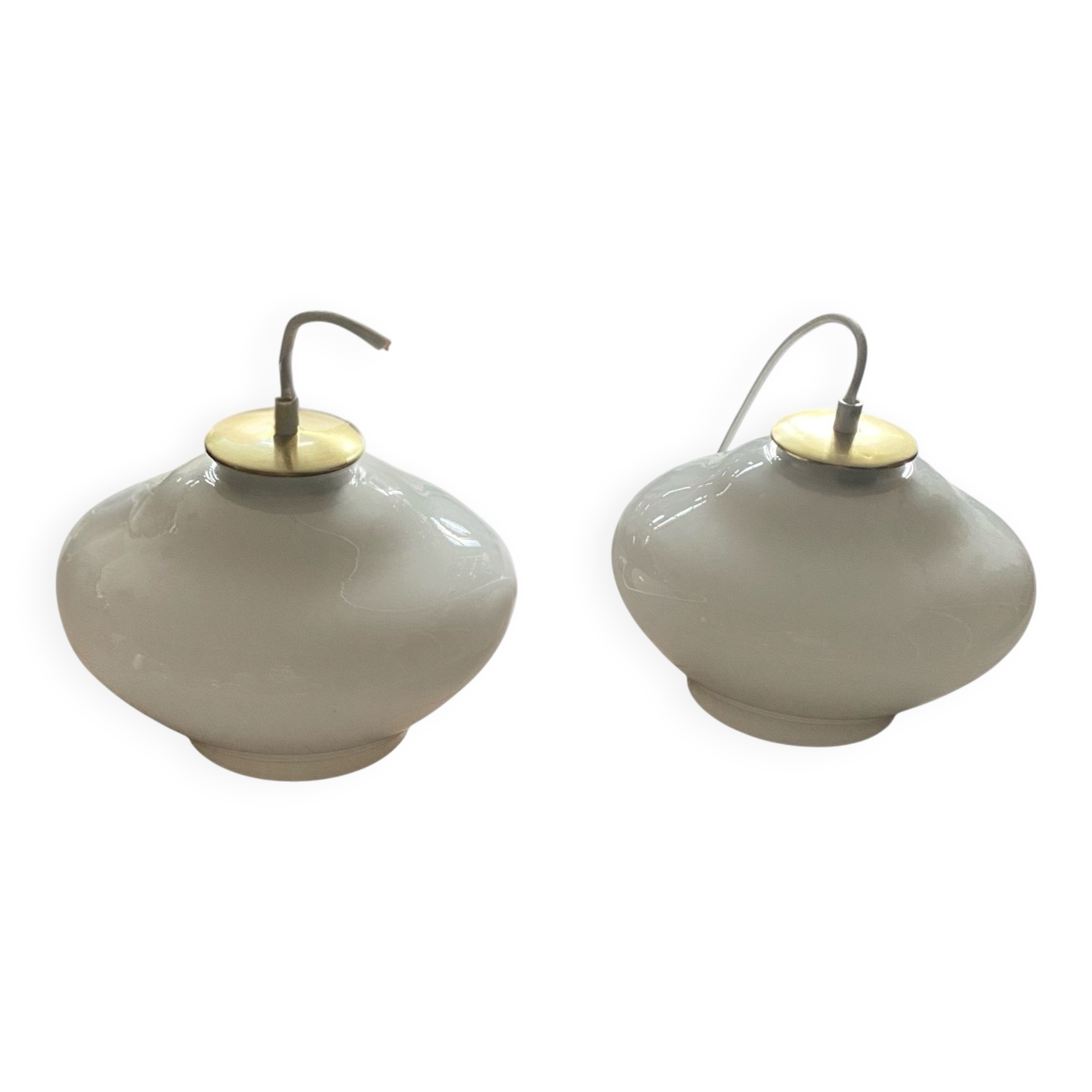 Paire de suspensions lustre abat jour en verre blanc 1950