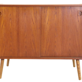 Danish vintage design cabinet with sliding doors 'Farum'