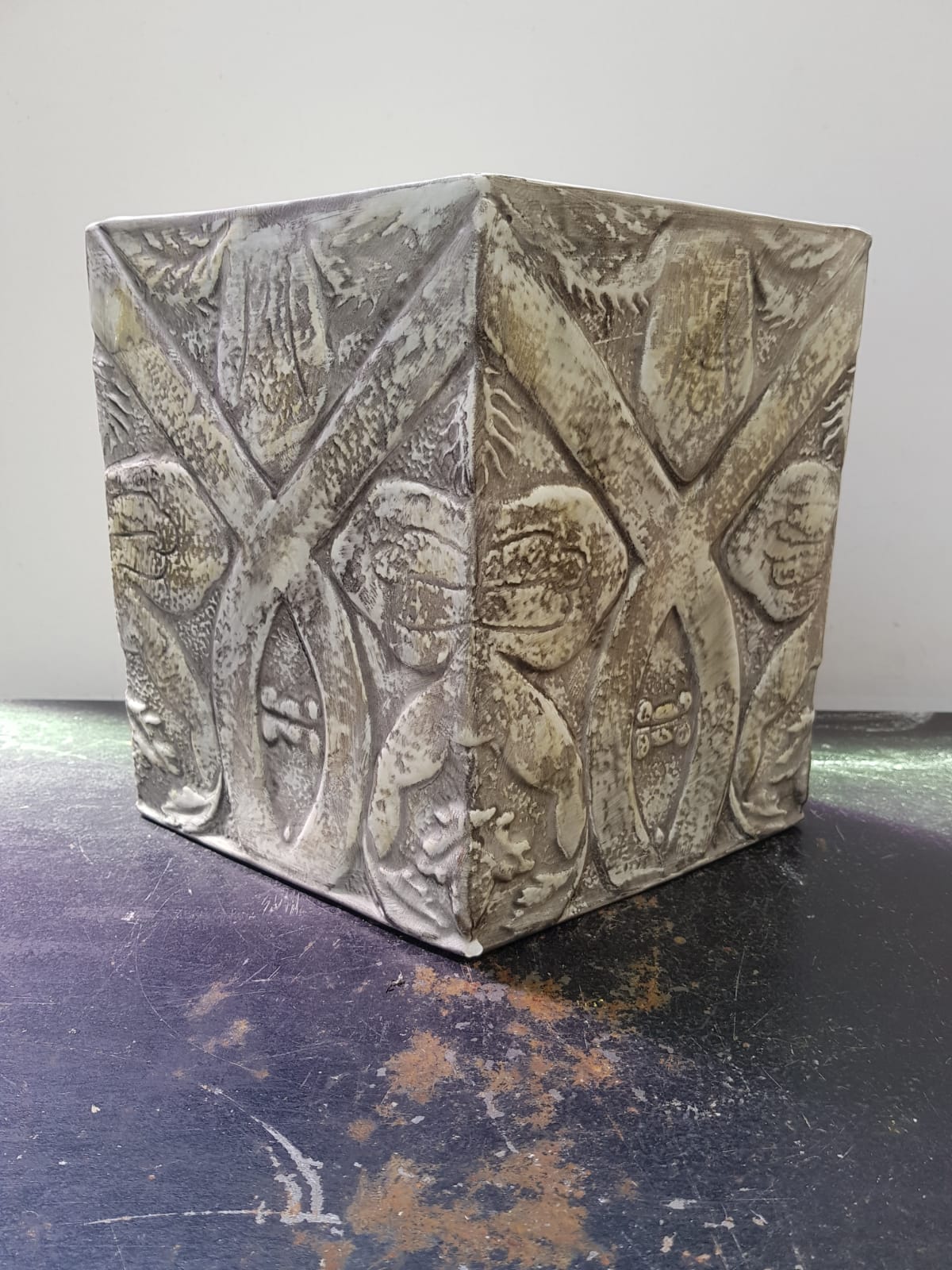 Old royal doulton vase white & gray ceramic staffordshire england vintage