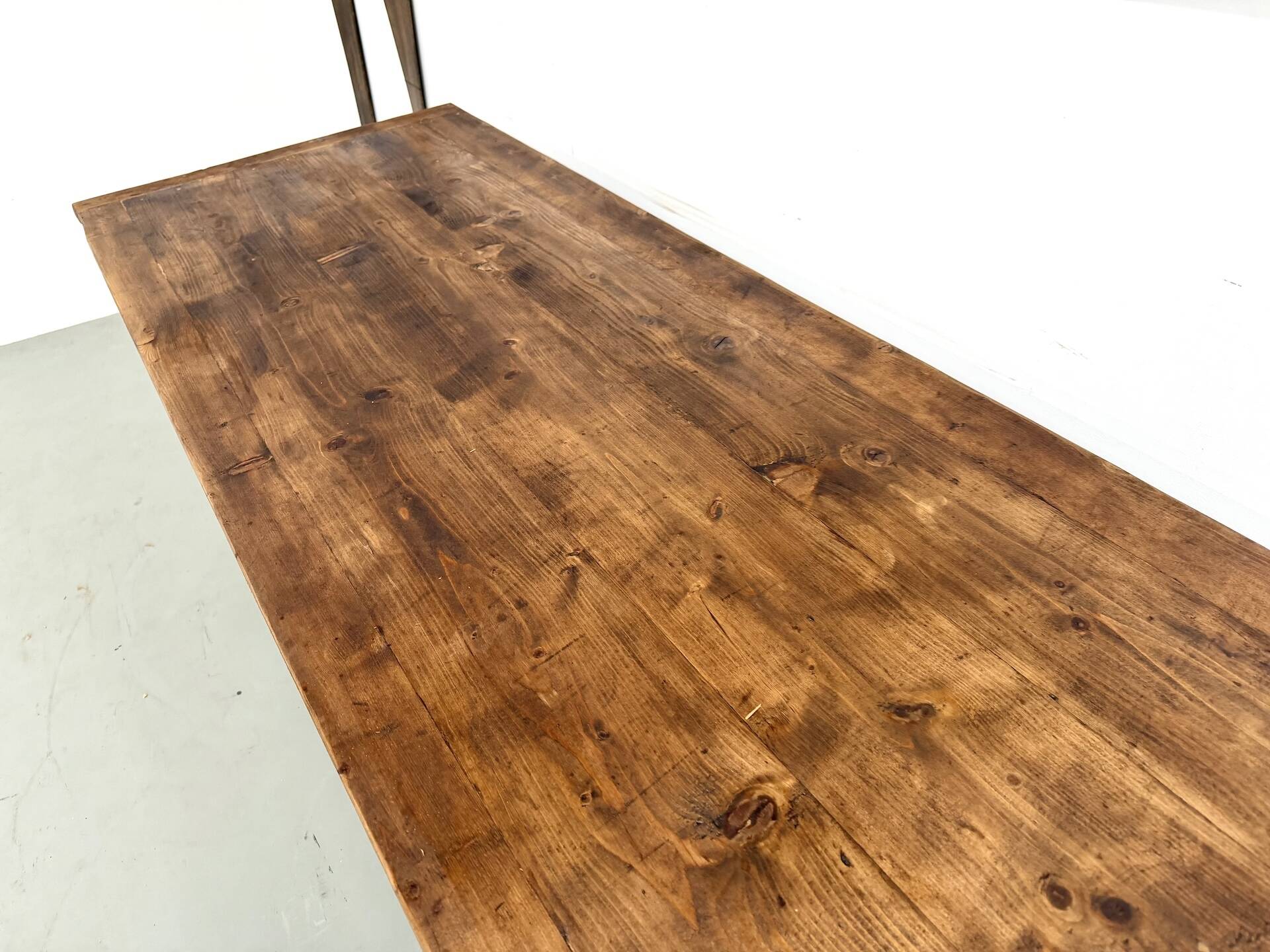 XXL farmhouse table 4 metres in solid pine - 6 legs - 1950s