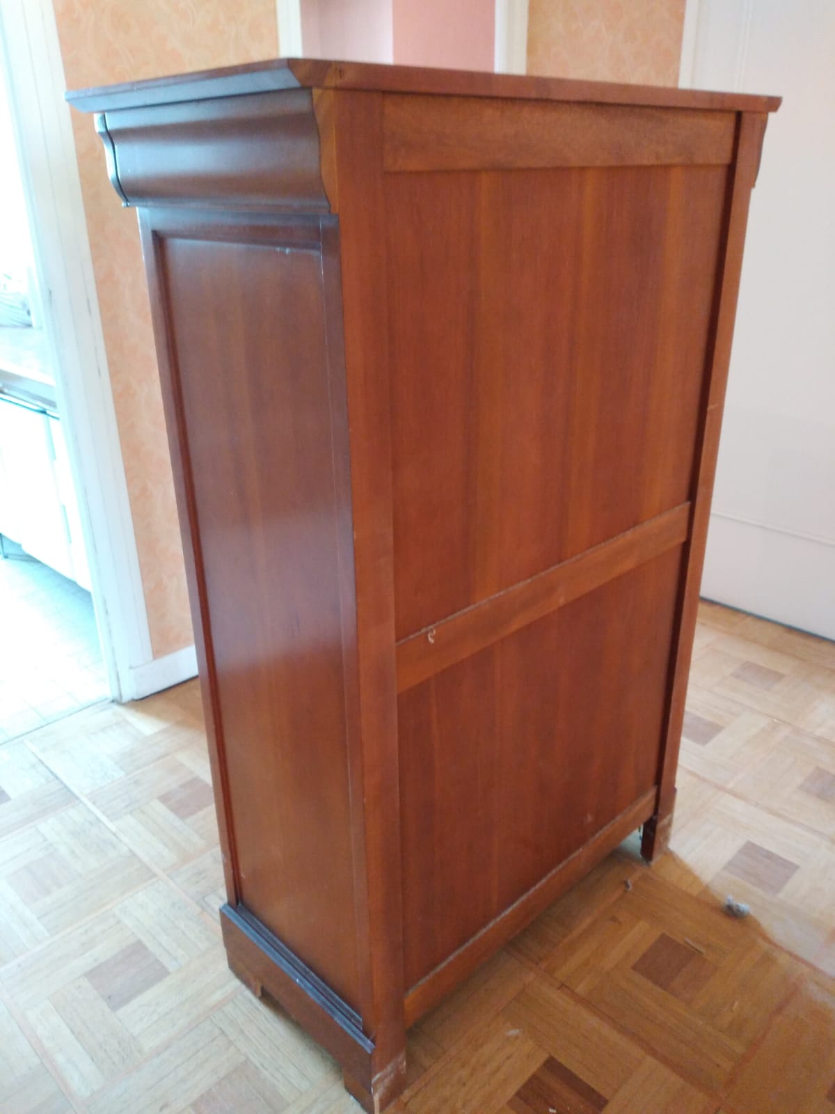 Writing desk in solid wood