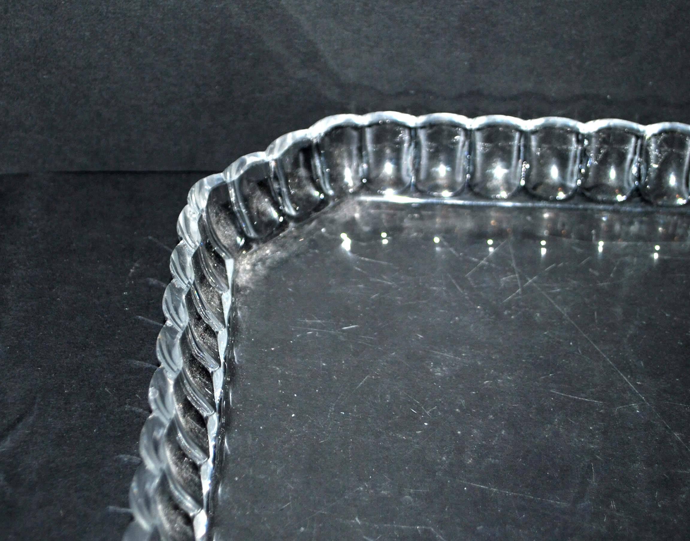 Old square tray in molded glass - liquor or fruit service 21.5cm