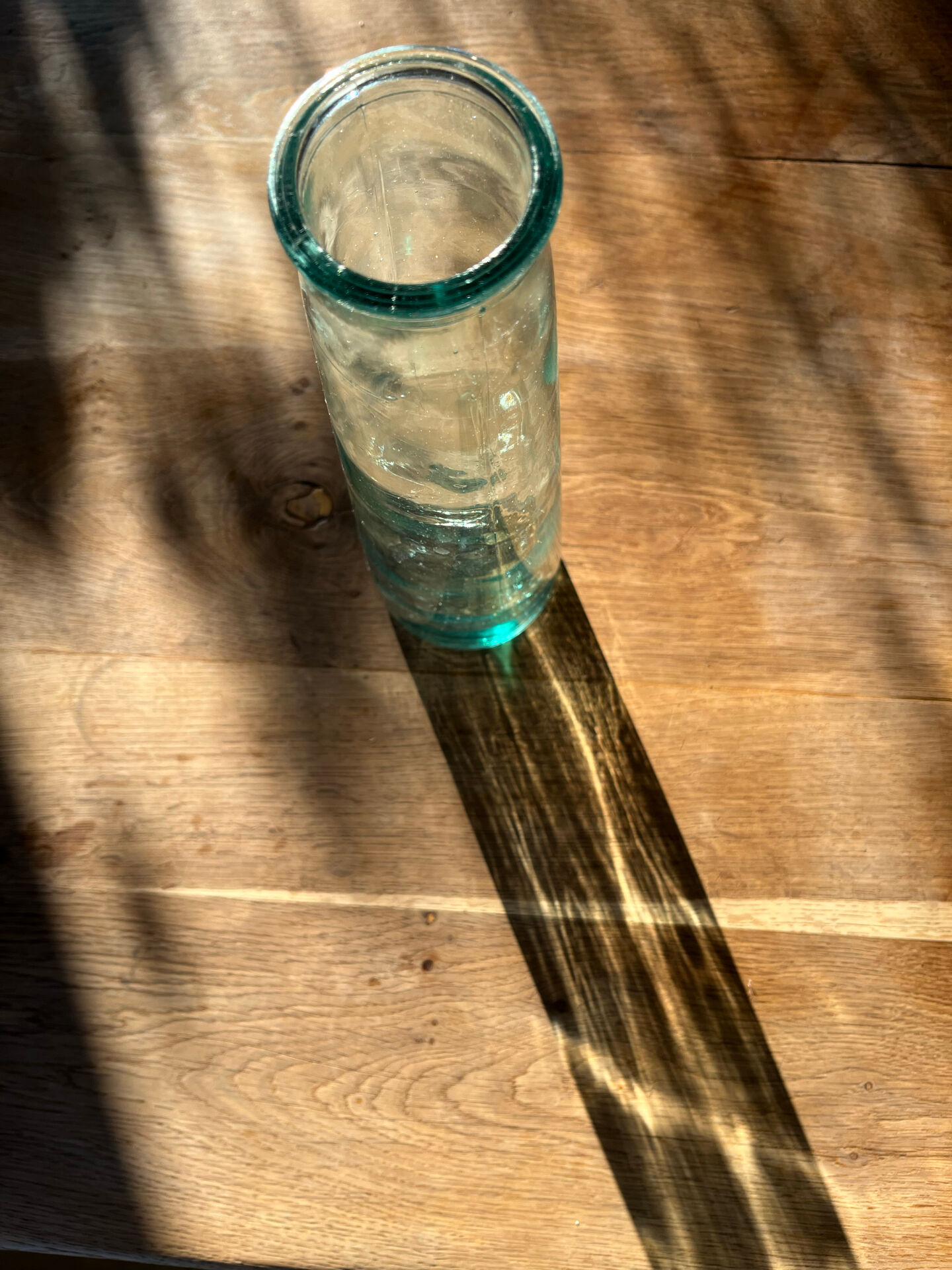 Transparent glass vase